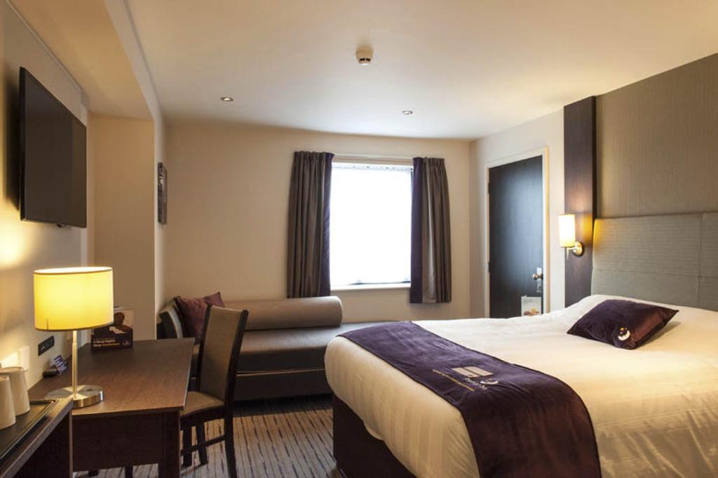 Premier Inn Aberdeen Airport - Dyce Extérieur photo